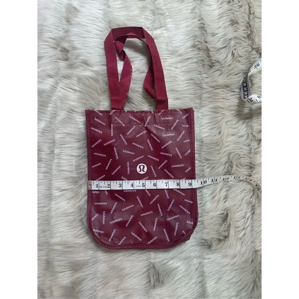 Lululemon Reusable Bags (3) - Picture 5 of 9